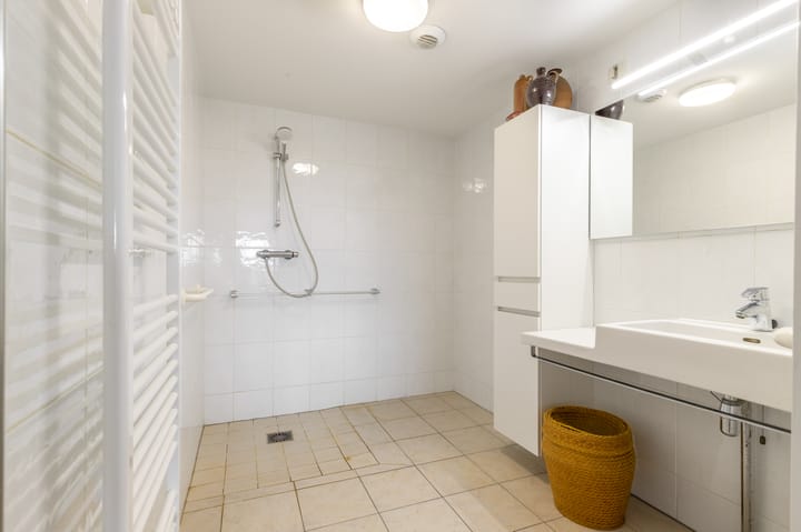 Photo 8 of Sans Souci 68