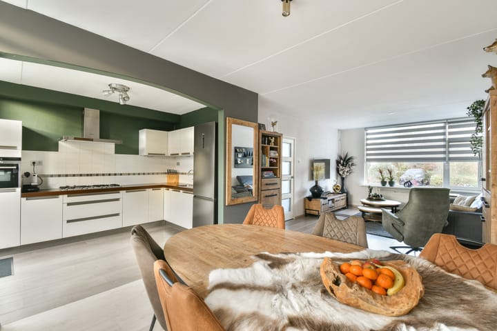 Foto 7 van Heelalstraat 121