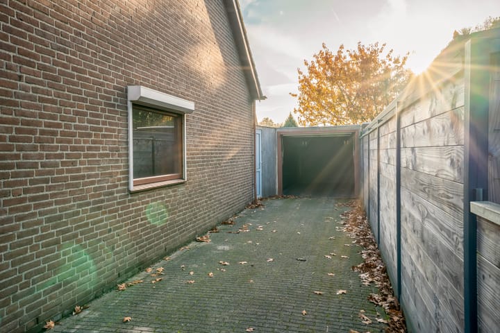 Photo 6 of Bart Crumstraat 4-A