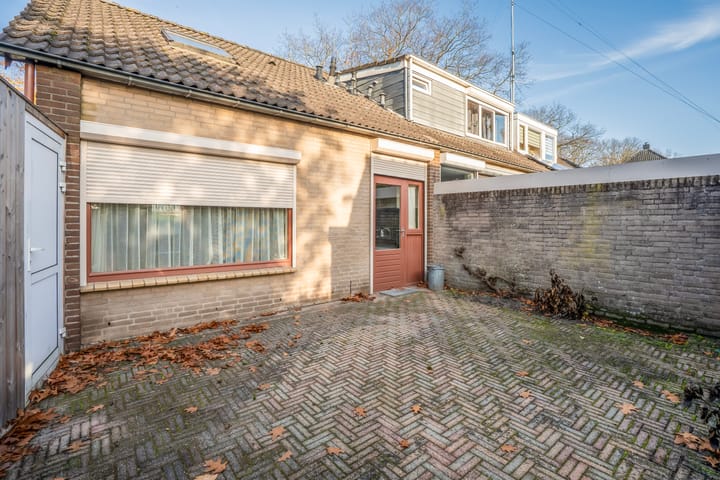 Photo 23 of Bart Crumstraat 4-A