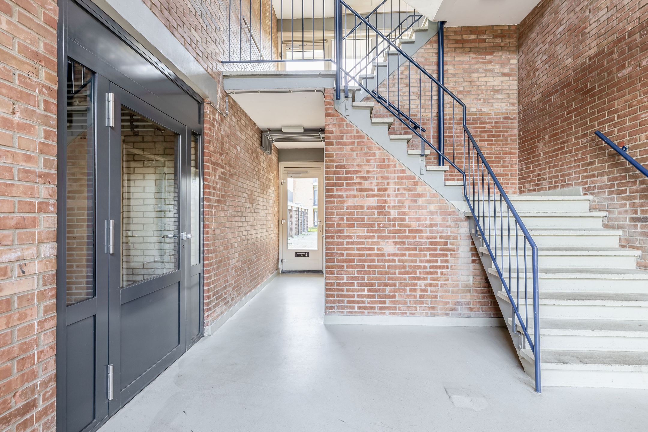 Photo 9 of Kloosstraat 5