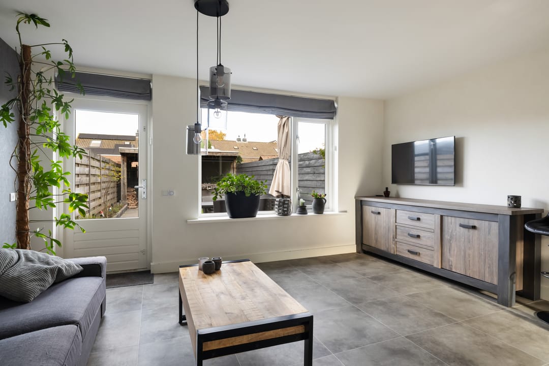 Photo 8 of Tjaskerstraat 6