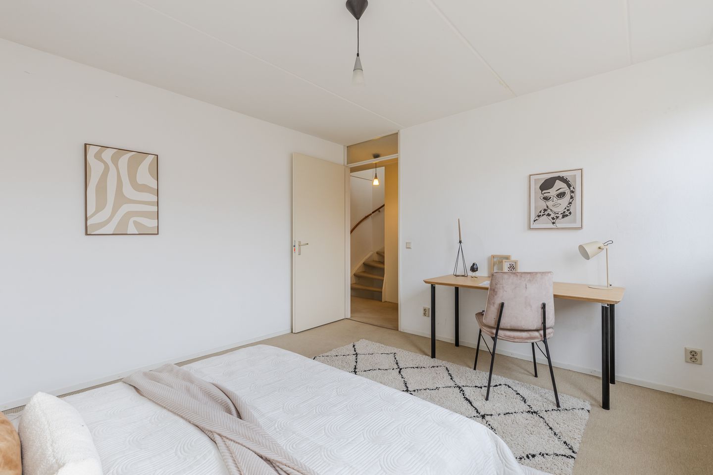 Photo 25 of Eli Heimanshof 77