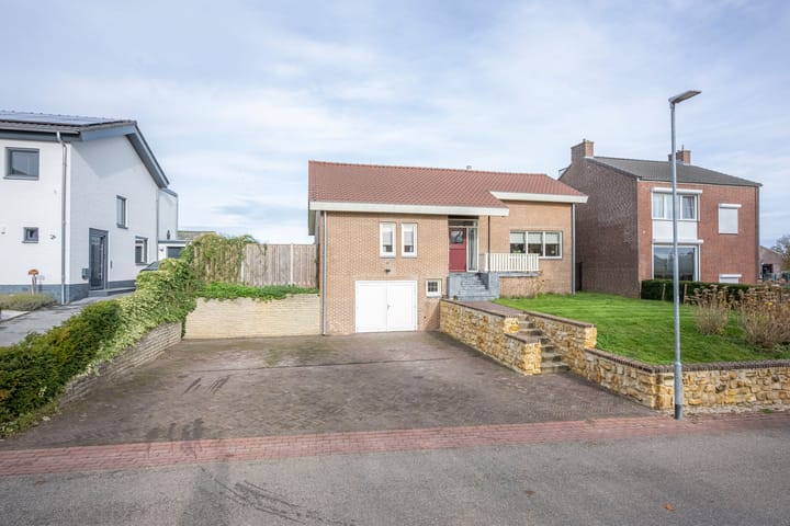 Colmont 2-A main image