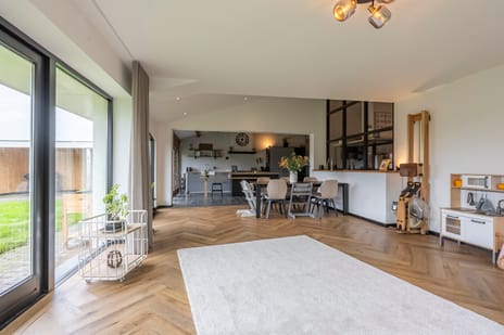 Colmont 2-A tertiary image