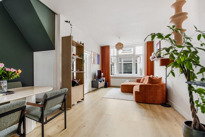 Photo 1 of Wolmaransstraat 18