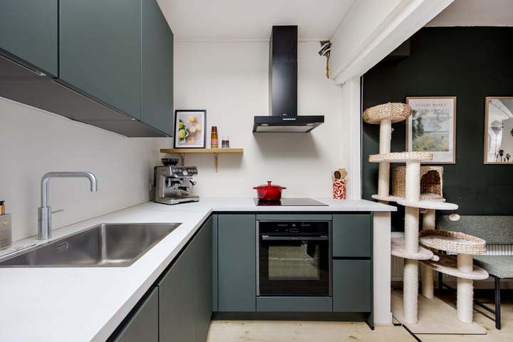 Photo 10 of Wolmaransstraat 18