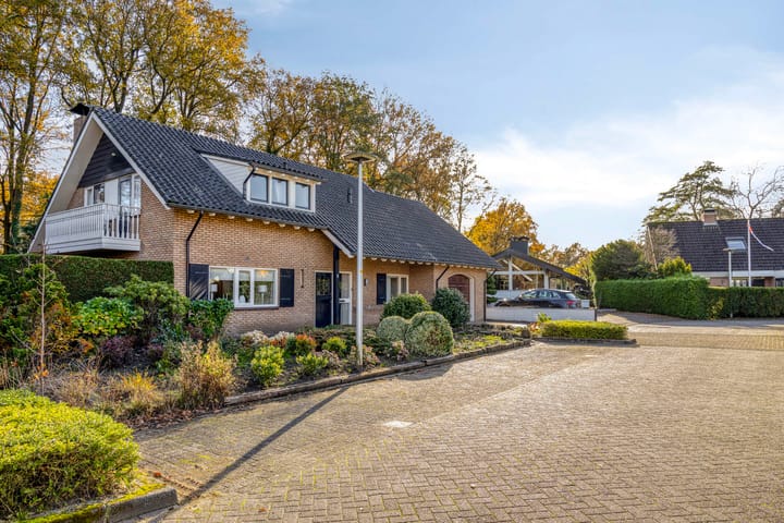 Photo 4 of Rachmaninofstraat 5