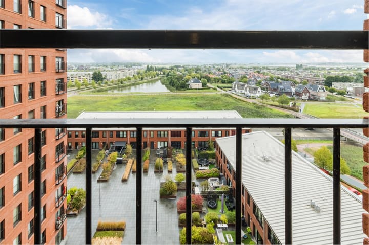 Foto 5 van Simon Carmiggelthof 129