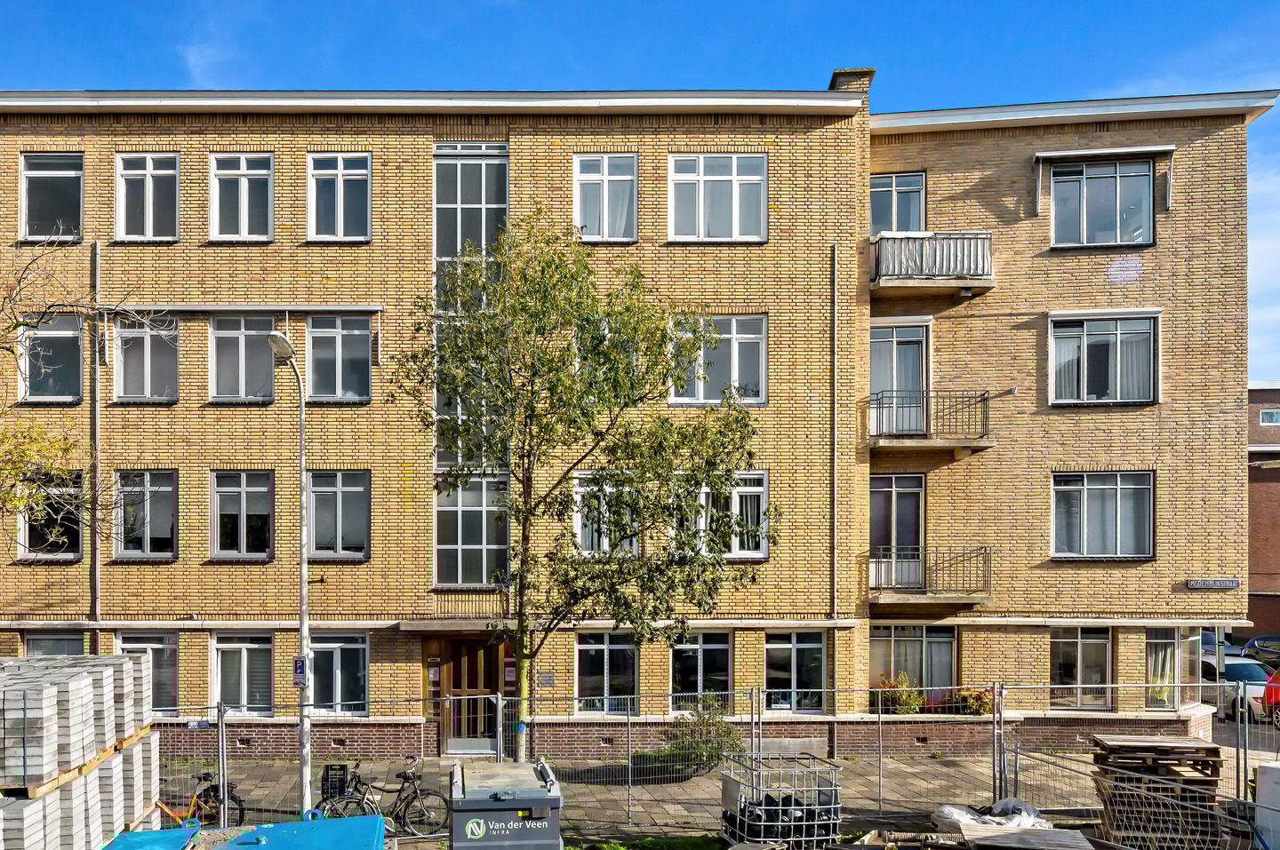 Foto 1 van Medemblikstraat 28-B