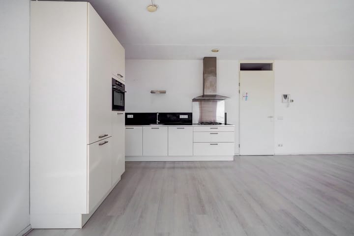 Photo 12 of Vivaldiplein 62