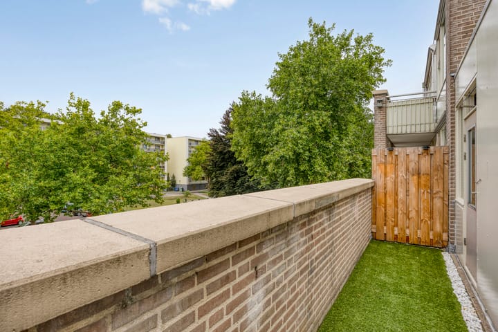 Photo 22 of Wilhelminastraat 243