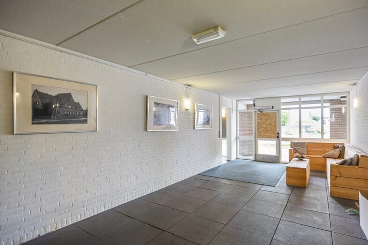 Photo 25 of Wilhelminastraat 243