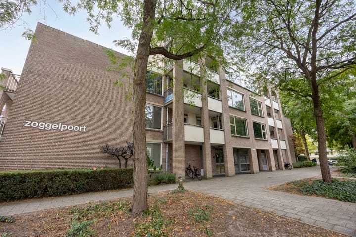 Photo 30 of Wilhelminastraat 243