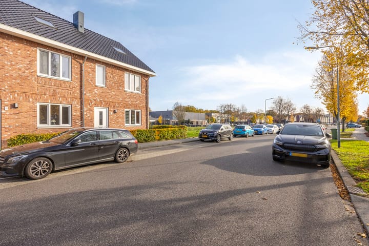 Foto 29 van Suikerdoossingel 25