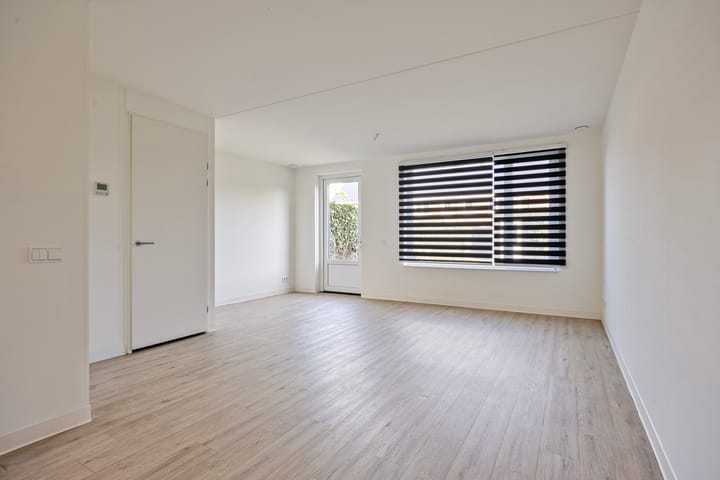 Foto 10 van Suikerdoossingel 25