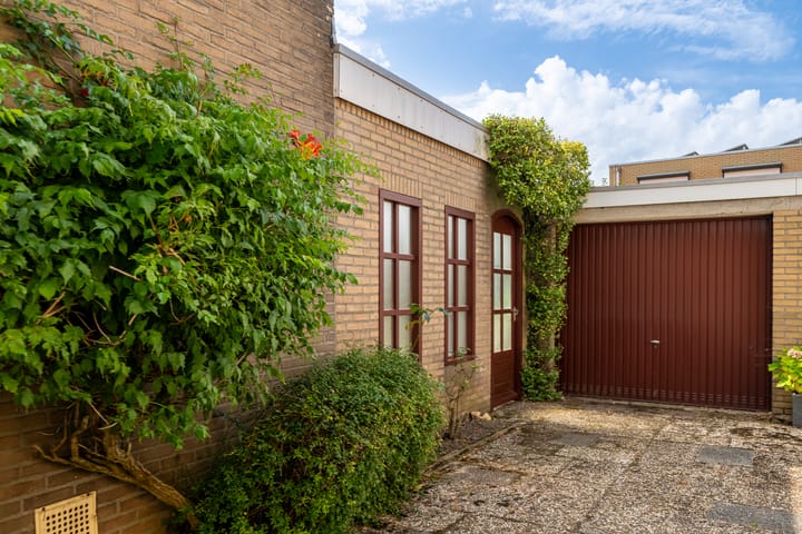 Photo 21 of Dr. Hustinxlaan 20