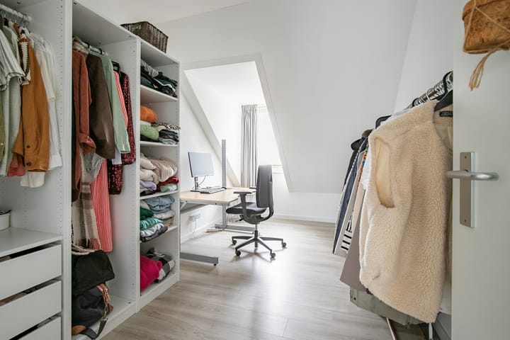 Photo 15 of Tiendschuur 14-B