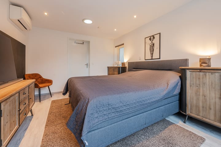 Photo 19 of Sluisstraat 45