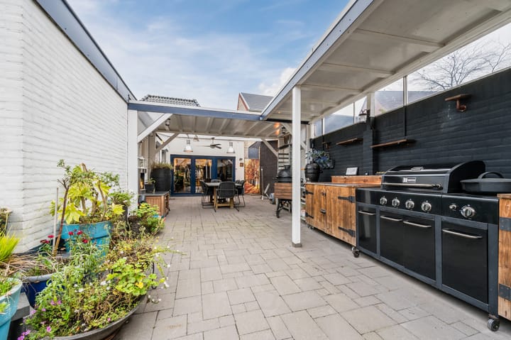 Photo 35 of Sluisstraat 45