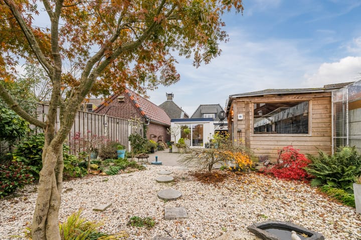 Photo 36 of Sluisstraat 45