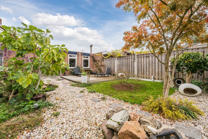 Photo 37 of Sluisstraat 45