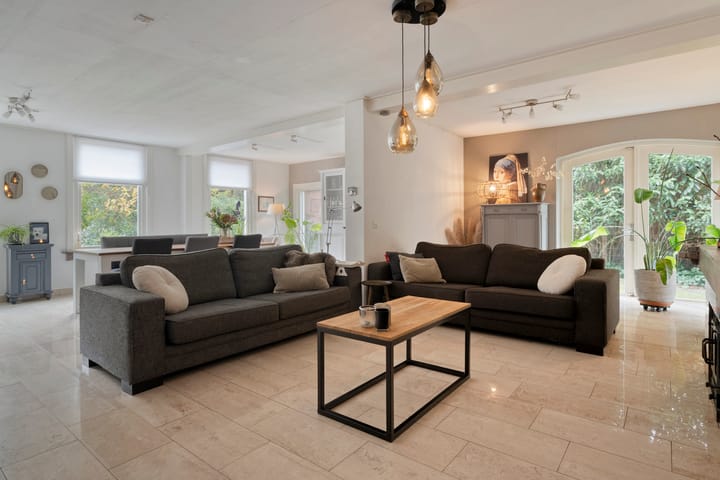 Photo 3 of Wezenland 8