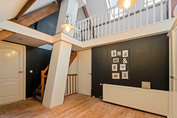 Photo 46 of Wezenland 8