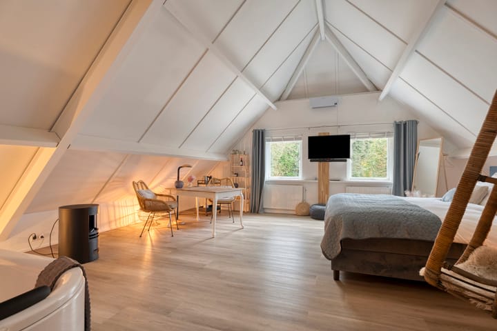 Photo 55 of Wezenland 8