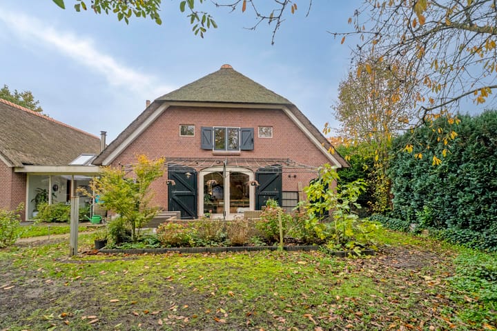 Photo 77 of Wezenland 8