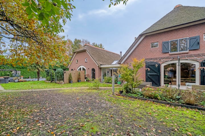 Photo 78 of Wezenland 8