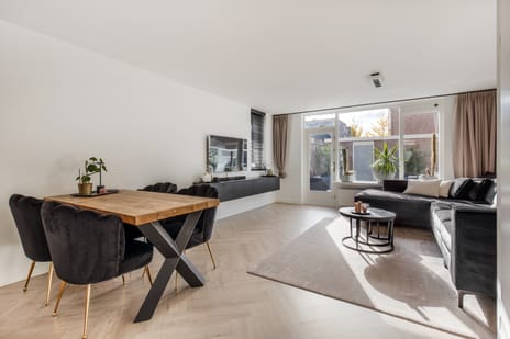 M. Gandhilaan 30 secondary image