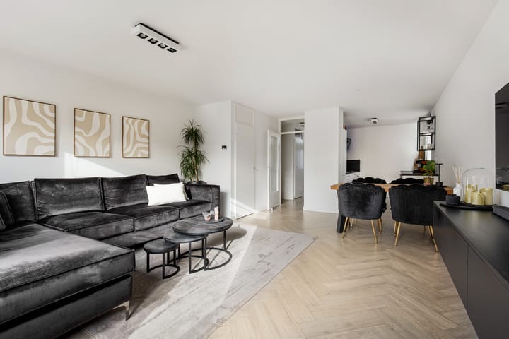 Photo 10 of M. Gandhilaan 30