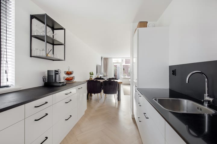 Photo 13 of M. Gandhilaan 30