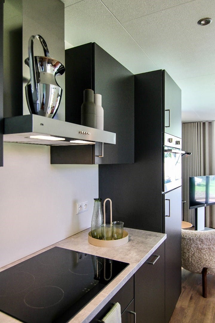 Photo 13 of De Weerd 92-J4