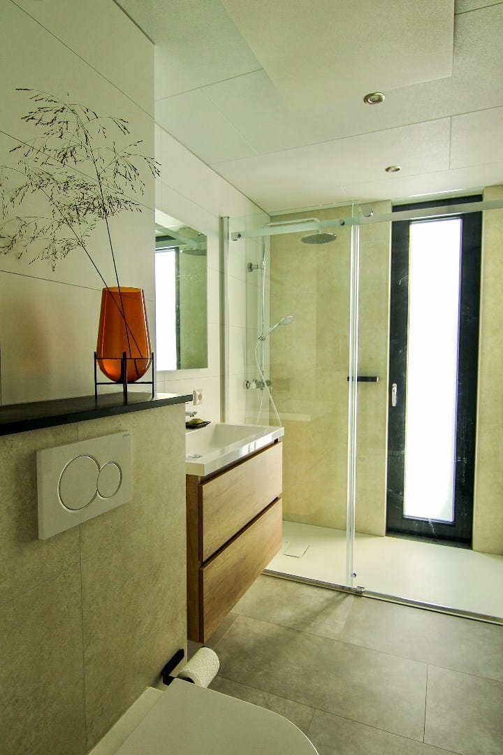 Photo 16 of De Weerd 92-J4