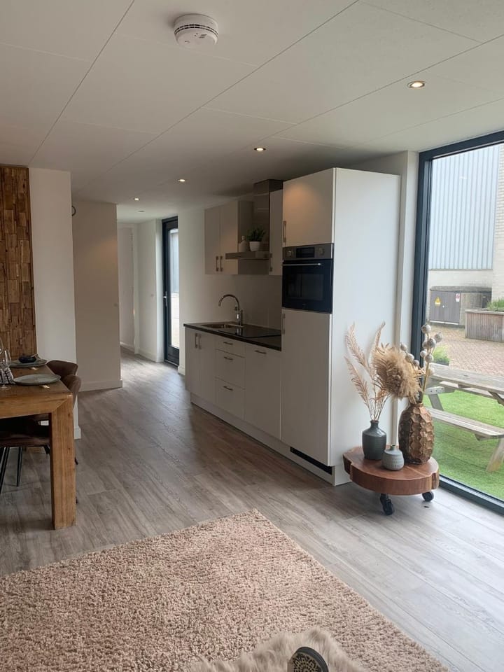 Photo 22 of De Weerd 92-J4