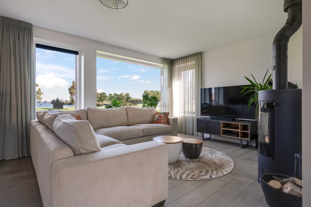 Photo 16 of Meeroeverslaan 257