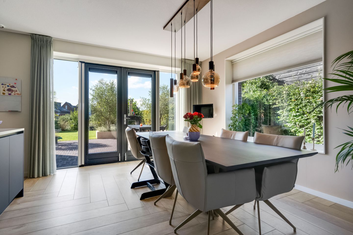 Photo 20 of Meeroeverslaan 257