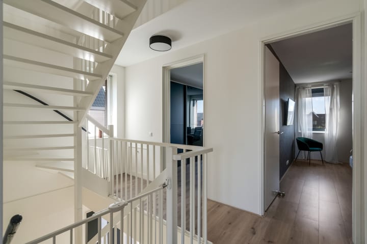 Foto 28 van Meeroeverslaan 257