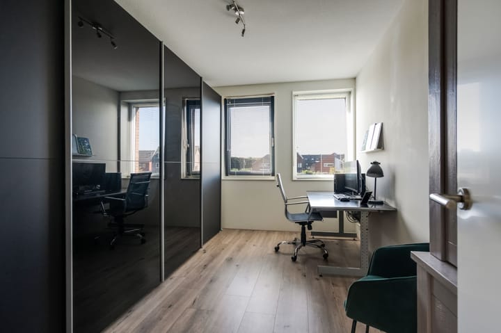 Foto 31 van Meeroeverslaan 257