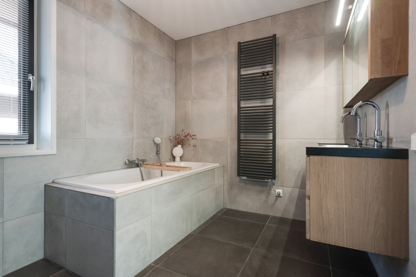 Photo 35 of Meeroeverslaan 257