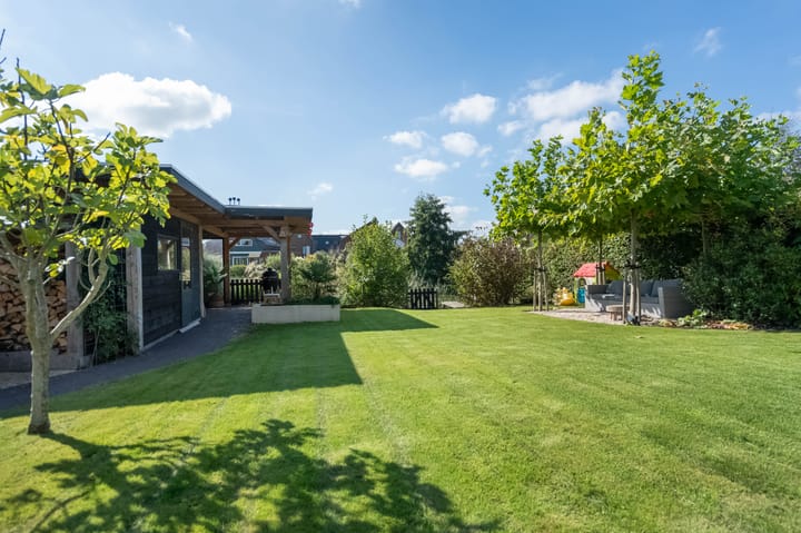 Foto 52 van Meeroeverslaan 257