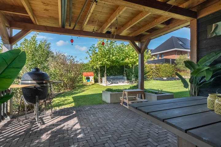 Foto 55 van Meeroeverslaan 257