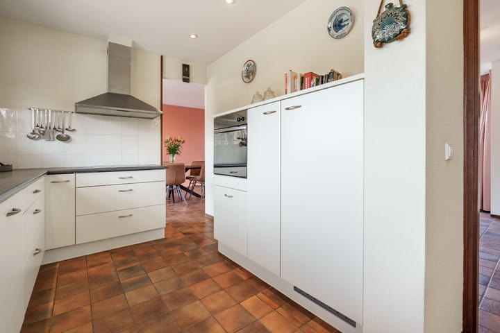 Photo 14 of Couwenhoven 9043