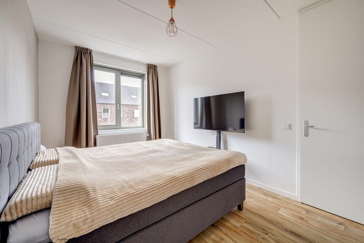 Foto 21 van Platinum 75