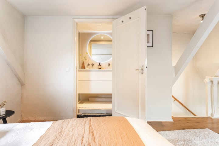 Photo 21 of Prinsengracht 562-B