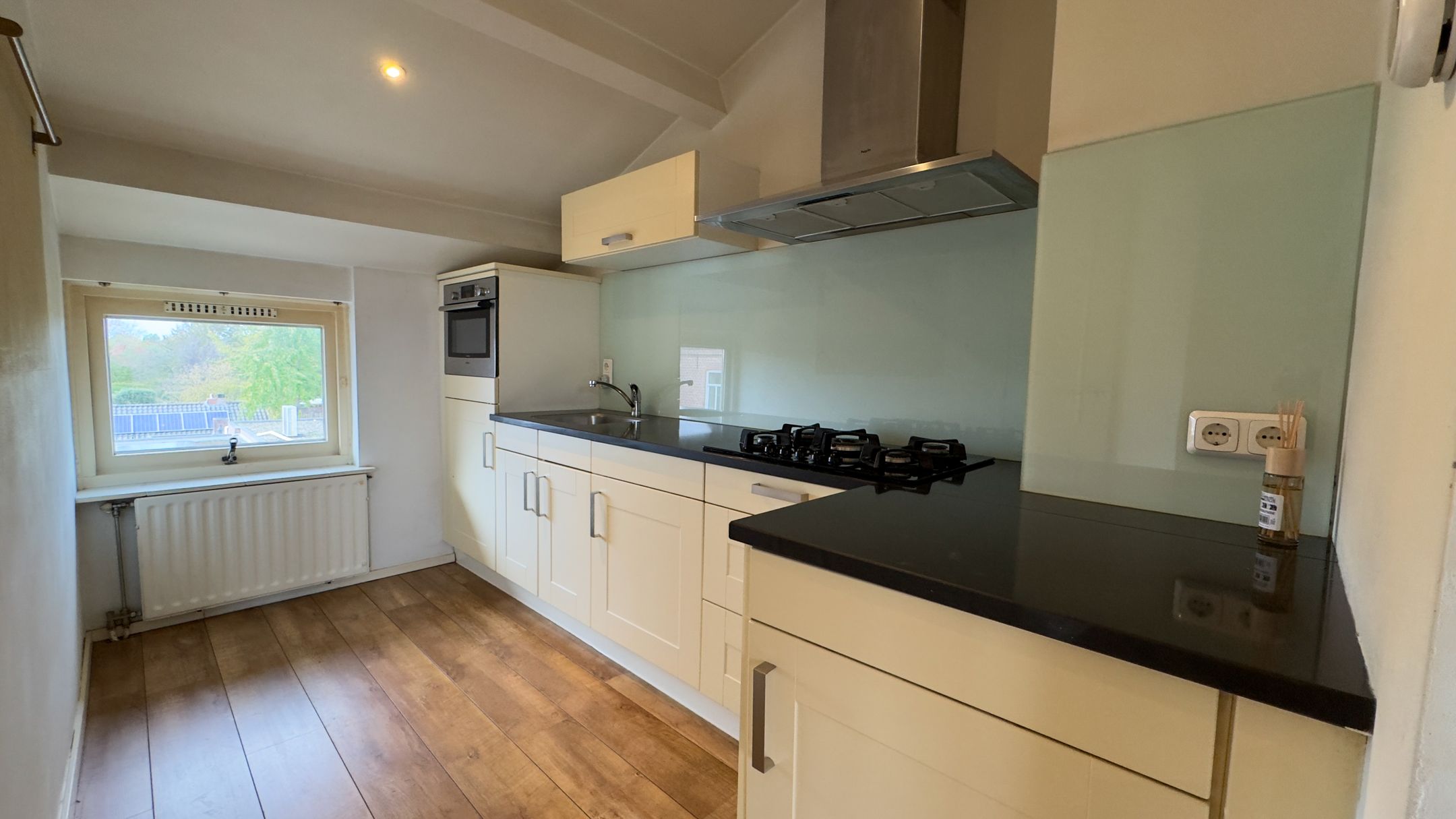 Photo 3 of Caspar Damstraat 23