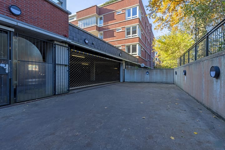 Photo 2 of Roerdomplaan