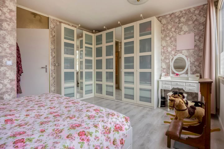 Foto 20 van Azarooldoorn 12